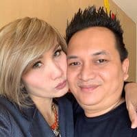 TikTok Account - olisherawati