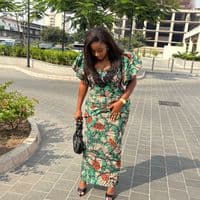 TikTok Account - karachikaelenga12