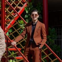 TikTok Account - ovezzi_mobilograph