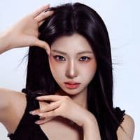 TikTok Account - yourhyeda