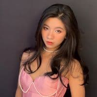 TikTok Account - hella.vuu