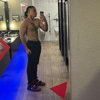 TikTok Account - ro.n.i.e.l