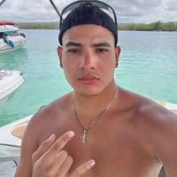 TikTok Account - johnnaderrr