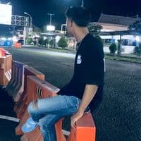 TikTok Account - tzsn_bayu2
