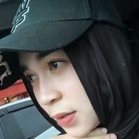 TikTok Account - anggela_permatasari