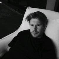 TikTok Account - naadia__17