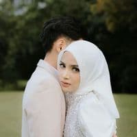 TikTok Account - _restiindahhh