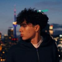 TikTok Account - royyschneider