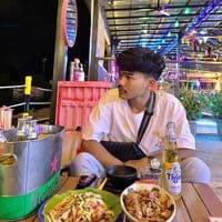 TikTok Account - deejayzz.chai