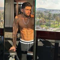 TikTok Account - shon_epishen