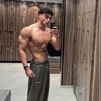 TikTok Account - hisham._.13