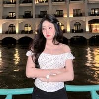 TikTok Account - debienlanhlungg