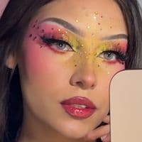TikTok Account - nayeskamakeup