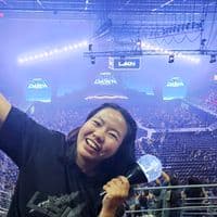 TikTok Account - young.isfangirling