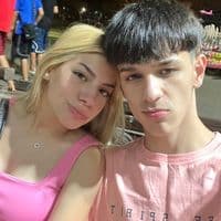 TikTok Account - yazthi_