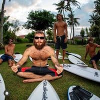 TikTok Account - surfing.vidz