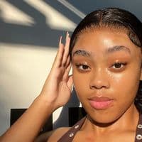 TikTok Account - _espezee_