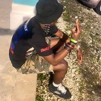 TikTok Account - ti_.mac12