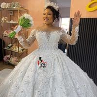 TikTok Account - elleetmoiwedding