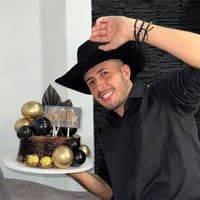 TikTok Account - elviejodelsombreron