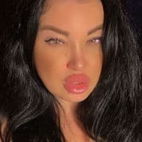 TikTok Account - alisha_alsaadi