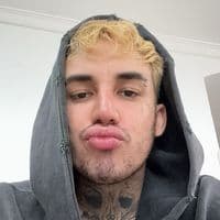 TikTok Account - valentinolazaroh_