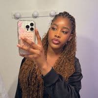 TikTok Account - leila_.dd