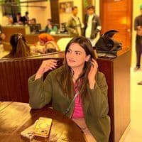 TikTok Account - laraibabidhussain_