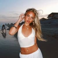 TikTok Account - avaalfaro