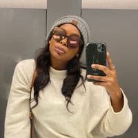 TikTok Account - my_name_is_shelle