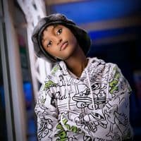 TikTok Account - essy_ug