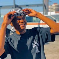 TikTok Account - chamazed.lyrics