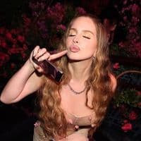 TikTok Account - sparklejumpropequeenfan9