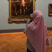 TikTok Account - def.not.mina