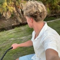 TikTok Account - twizzynoahh