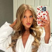 TikTok Account - paigehyland_3