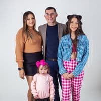 TikTok Account - familiaaraujoofc