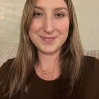 TikTok Account - iamambercaldwell