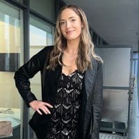 TikTok Account - elliemarieteaches