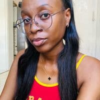 TikTok Account - the_young_wife