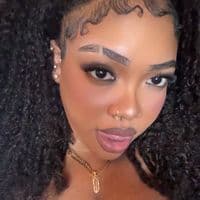 TikTok Account - shelovesarri