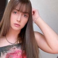 TikTok Account - shelleywolfee