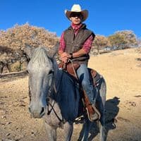 TikTok Account - alejandro.molinnaa