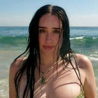 TikTok Account - emilyjadebispo