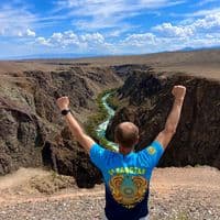 TikTok Account - yuriy_chernobrovkin