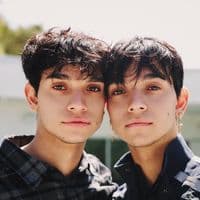 TikTok Account - dobretwins