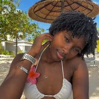 TikTok Account - jakadamonique