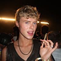 TikTok Account - whiteboyonthebeat