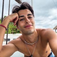 TikTok Account - .alexis.cuevas