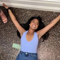 TikTok Account - yolandaadiazz